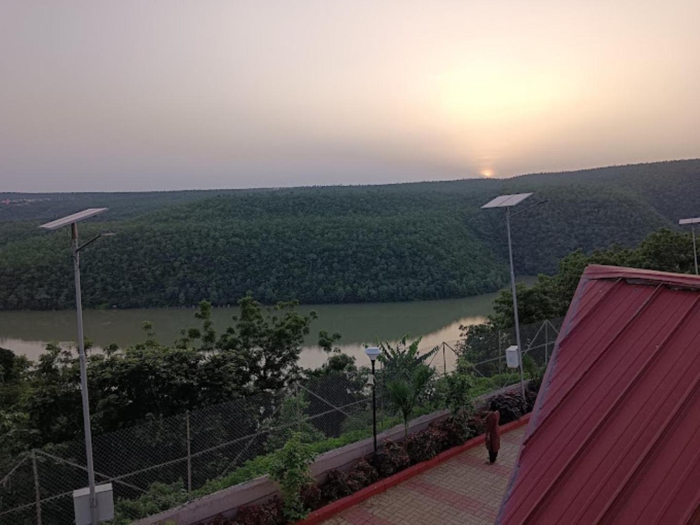 Hotel Haritha , Eegalapenta Srisailam Екстериор снимка